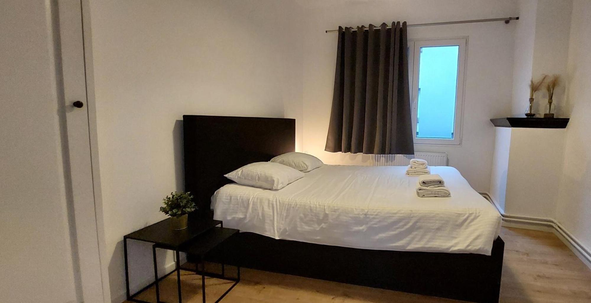 The View - Spacious 2 Bdr Appt In With View 安特卫普 外观 照片